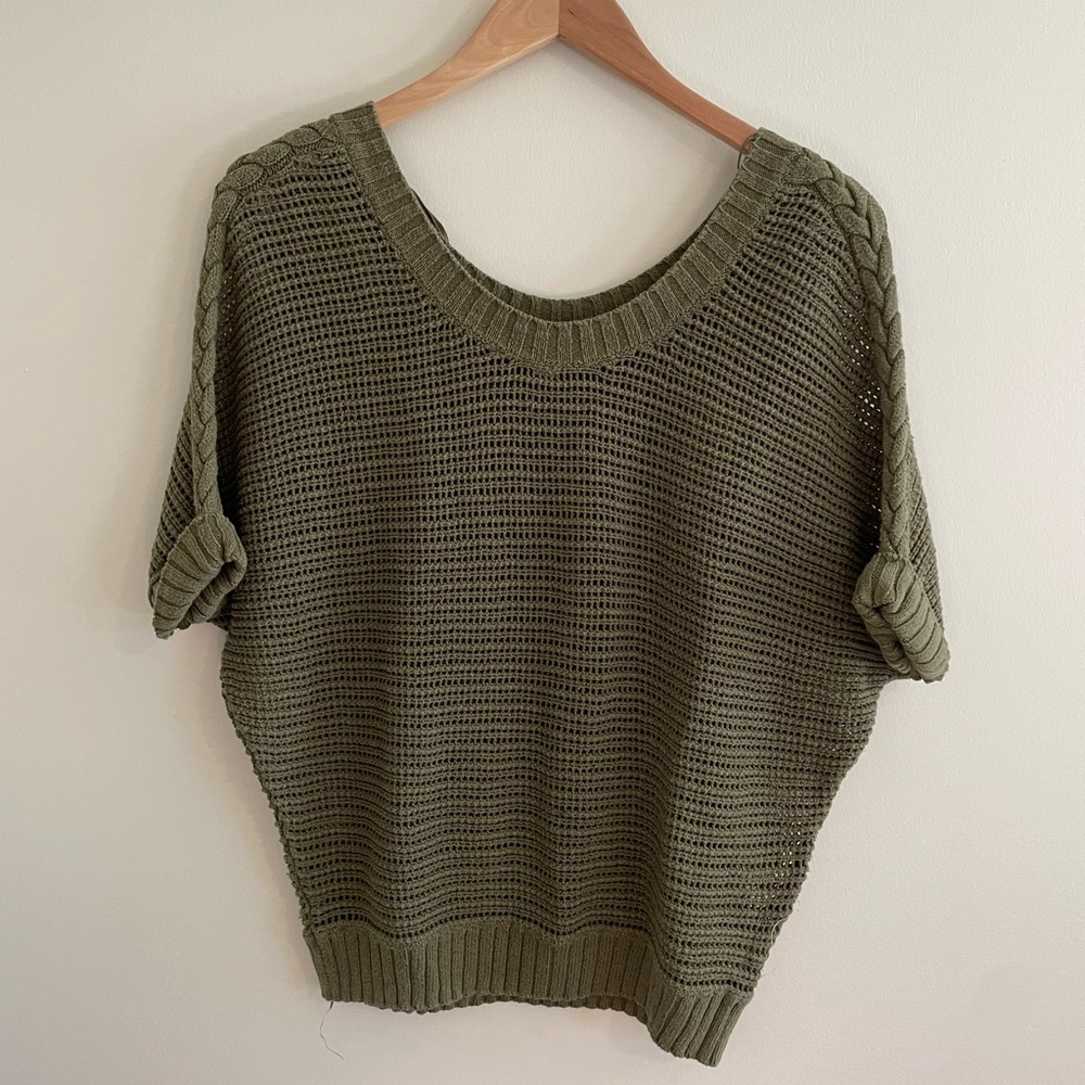 American Eagle Forest Green Cableknit off-the-shoulder Sweater M